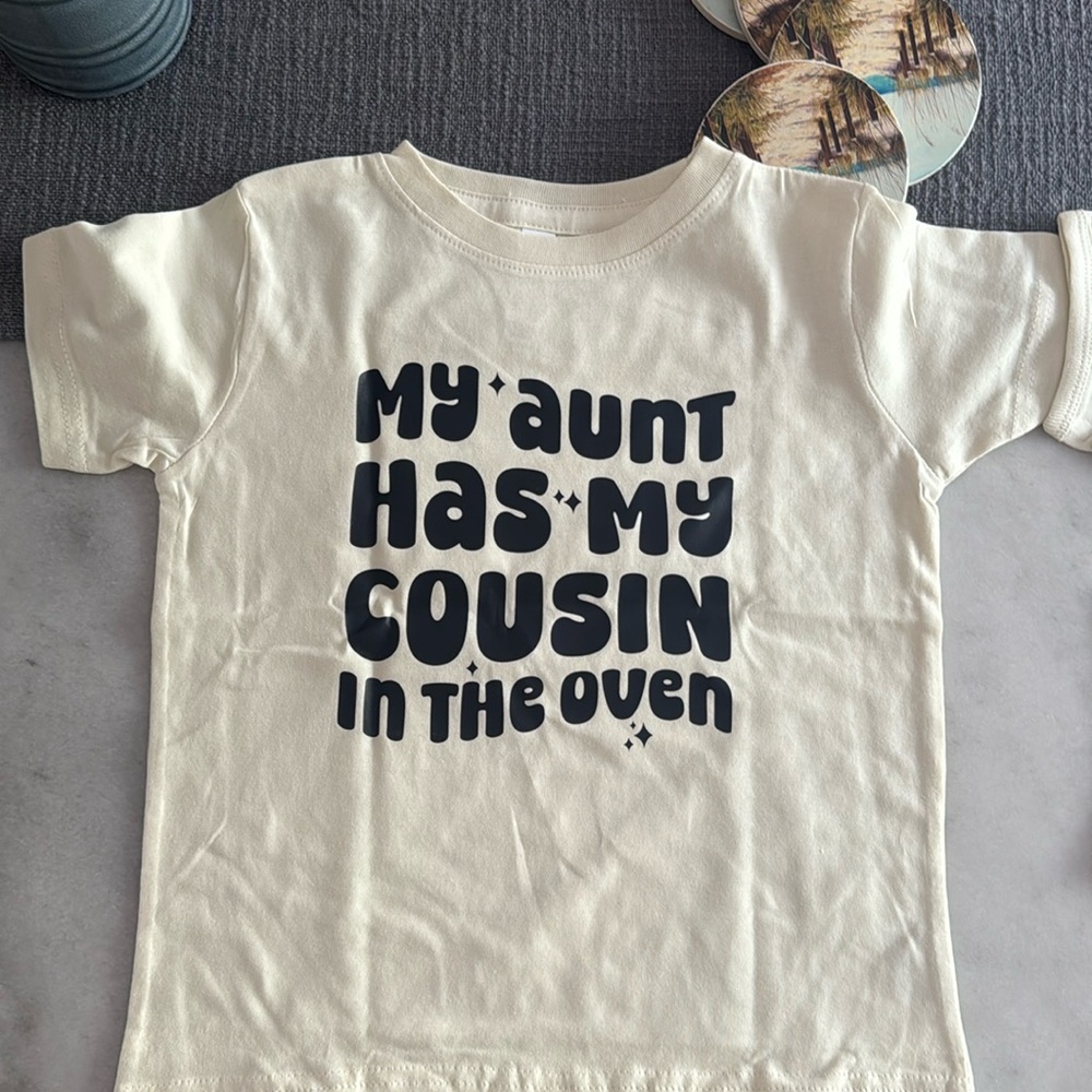 Kids pregnancy announcement tee. Never worn